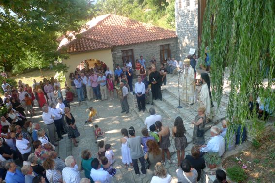 Στήν Παναγία τήν Αμπελακιώτισσα