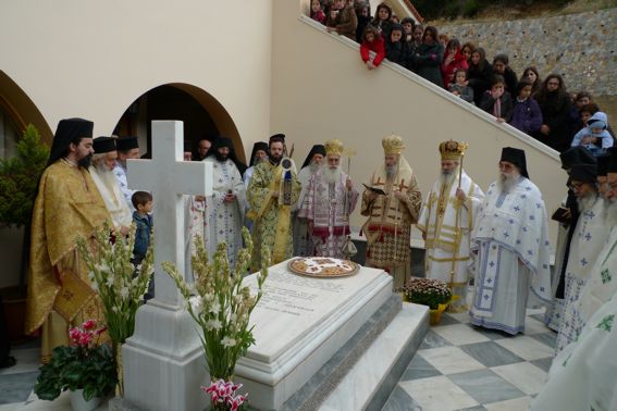 Ἑτήσιο Μνημόσυνο π. Ἐπιφανίου Θεοδωροπούλου: «Ὁ ἐλεήμων Κληρικός», 12 Νοεμβρίου 2011