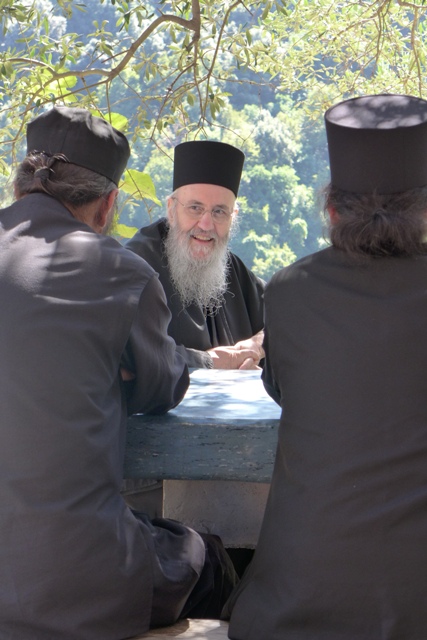 Προσκύνημα τοῦ Μητροπολίτου Ναυπάκτου κ. Ἱεροθέου στό Ἅγιον Ὄρος 